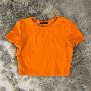 ZARA ORANGE CROPPED TEE